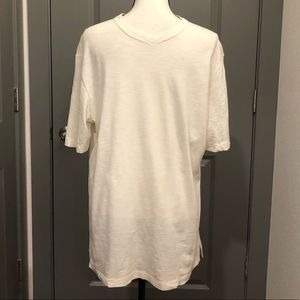 Casuals Brand Men’s Dressy Tee